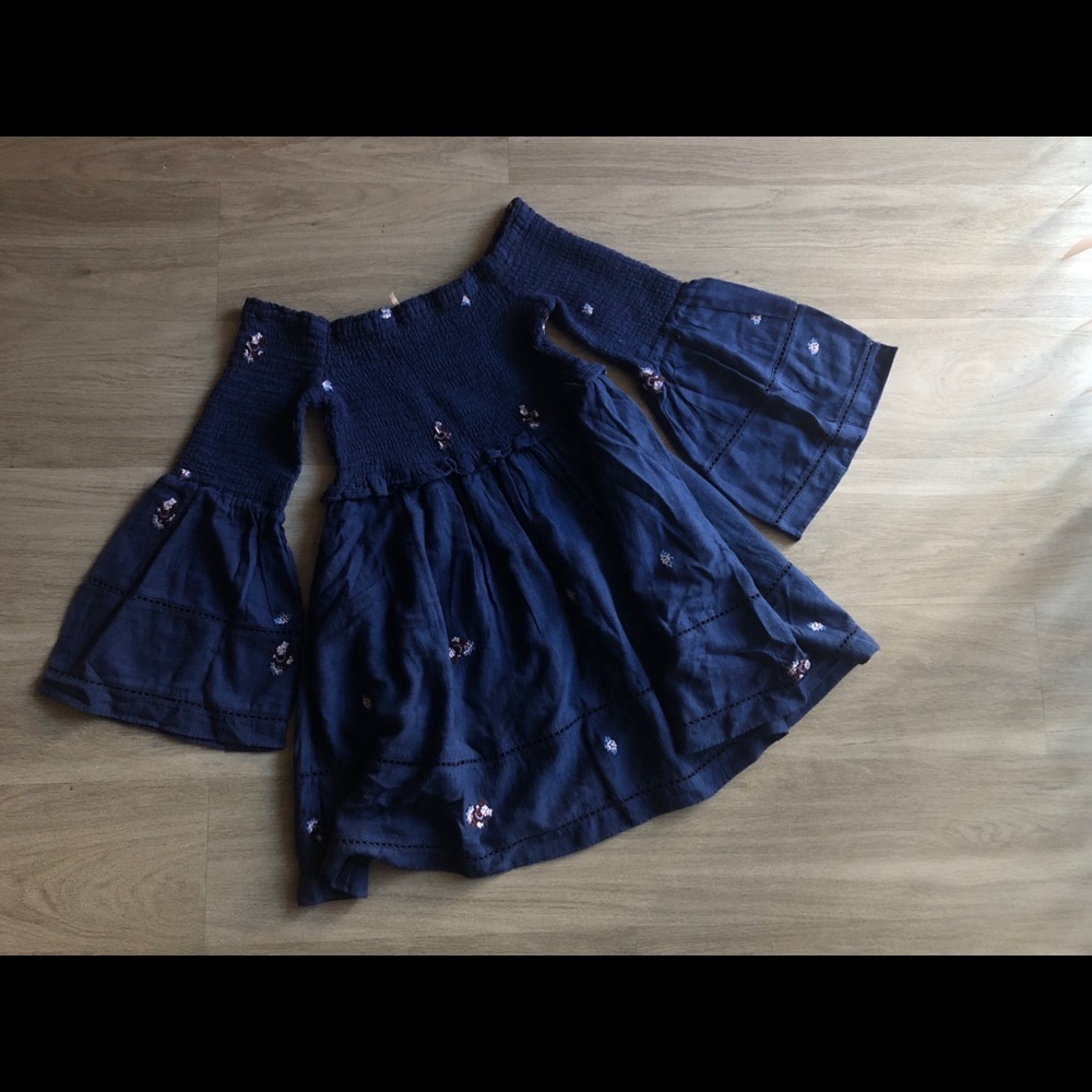 Free people Counting Daisies